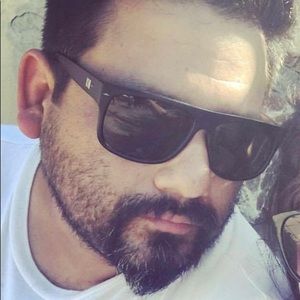 Meet your Posher, Claif